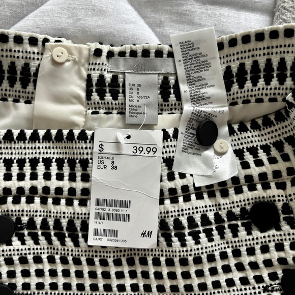 NWT H&M Pencil Skirt, Hi-rise mini - Picture 2 of 4